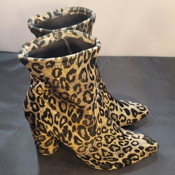 BRAND NEW SHOE LAND CARINNE WOMEN'S KNITTED POINTED TOE SLIP ON BALLET FLATS - Picture 3 of 11